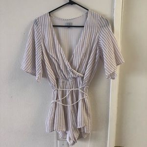 Tobi White/Beige Romper